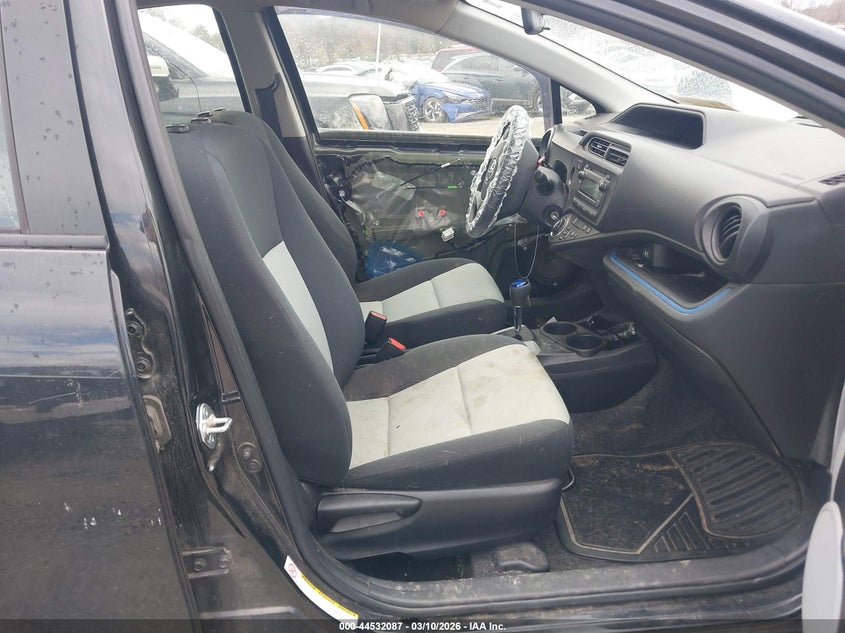 2013 Toyota Prius C Two