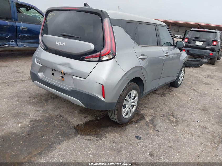 2023 Kia Soul Lx