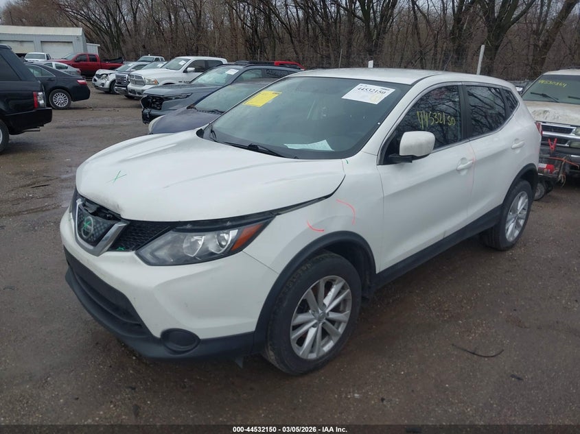 2018 Nissan Rogue Sport S