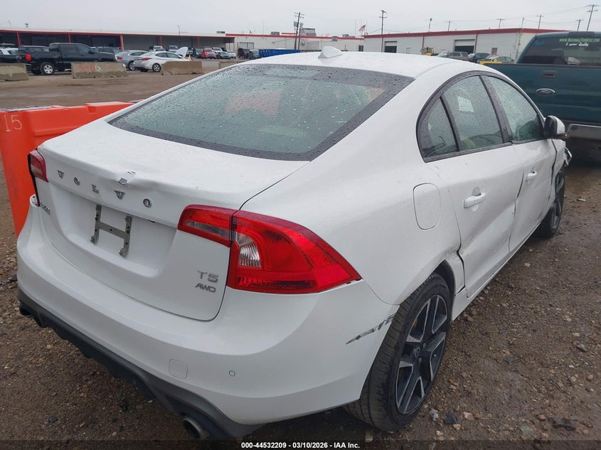 2018 Volvo S60 T5 Dynamic