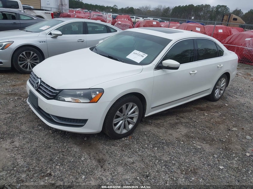 2013 Volkswagen Passat 2.5L Sel