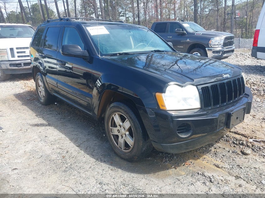 2005 Jeep Grand Cherokee Laredo