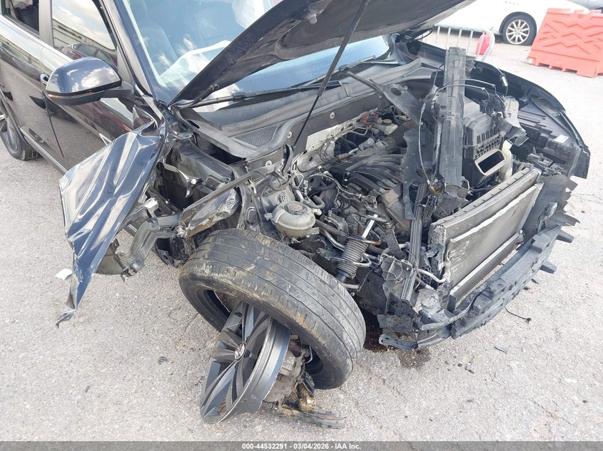 2021 Volkswagen Atlas 3.6L V6 Se W/Technology R-Line VIN: 1V2PR2CA8MC523421 Lot: 44532291