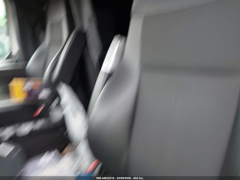 2023 FREIGHTLINER NEW CASCADIA 126 auction photo 7
