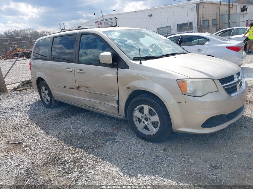 2C4RDGCG7DR612298 DODGE GRAND CARAVAN Photo 1