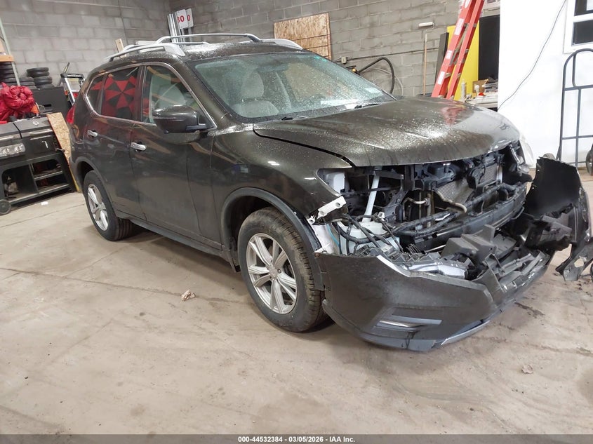 2017 Nissan Rogue Sv