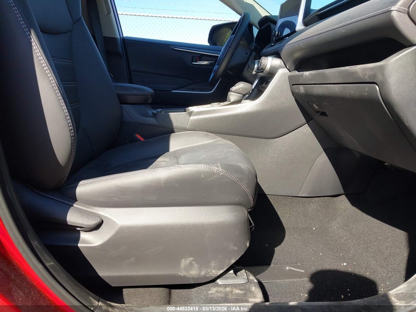 2025 Toyota Rav4 Hybrid Xle Premium