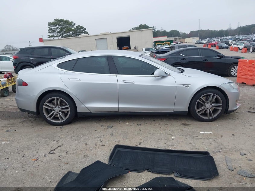 2015 Tesla Model S 70D/85D/P85D VIN: 5YJSA1H21FFP69361 Lot: 44532510