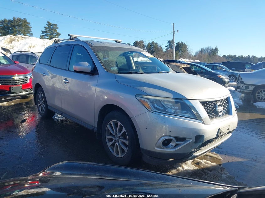 2015 Nissan Pathfinder S