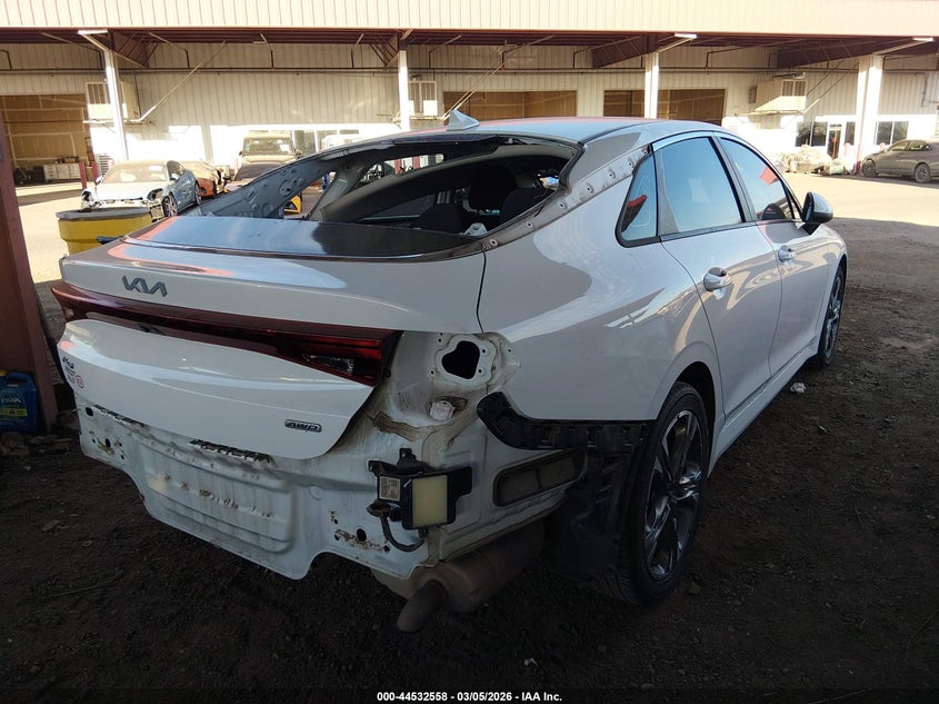 2022 Kia K5 Lxs