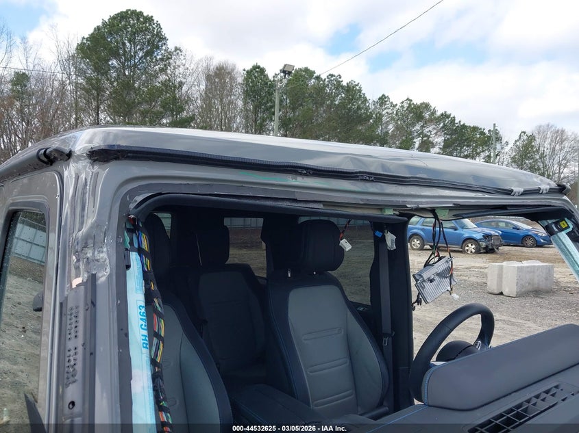 2025 Mercedes-Benz G 580E VIN: W1NWM0AB1SX035499 Lot: 44532625