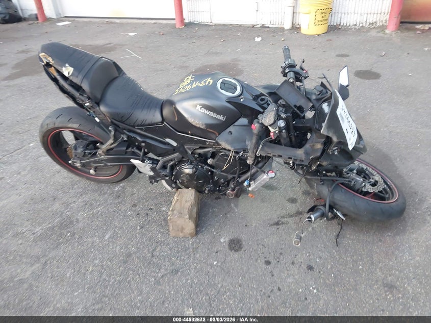 2024 KAWASAKI EX650 auction photo 8