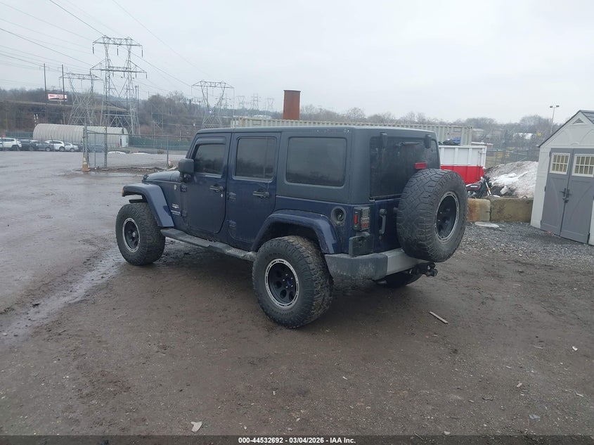 2013 Jeep Wrangler Unlimited Sahara