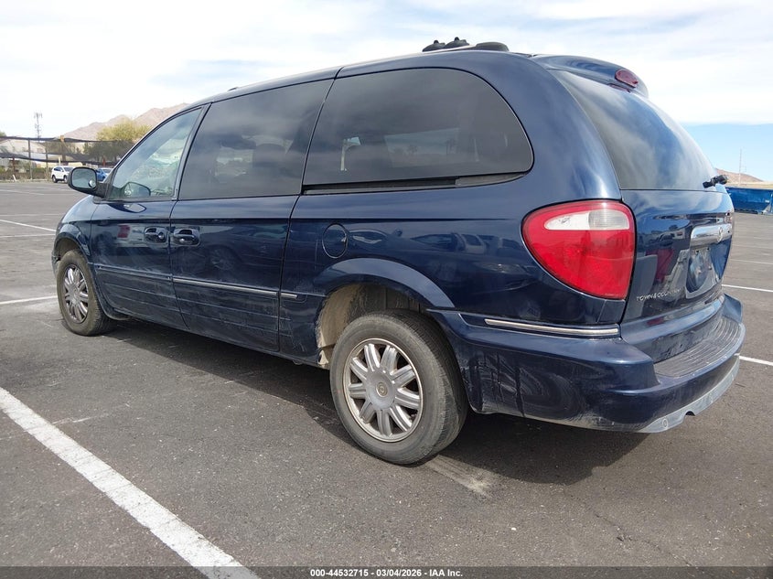 2005 Chrysler Town & Country Limited