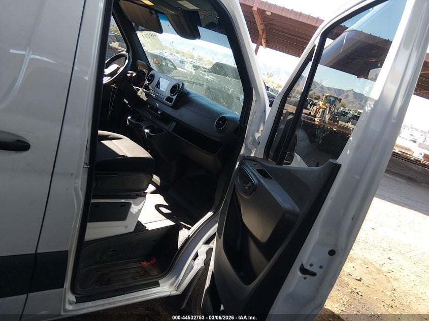 2024 Mercedes-Benz Sprinter 2500 High Roof 4-Cyl Diesel Ho