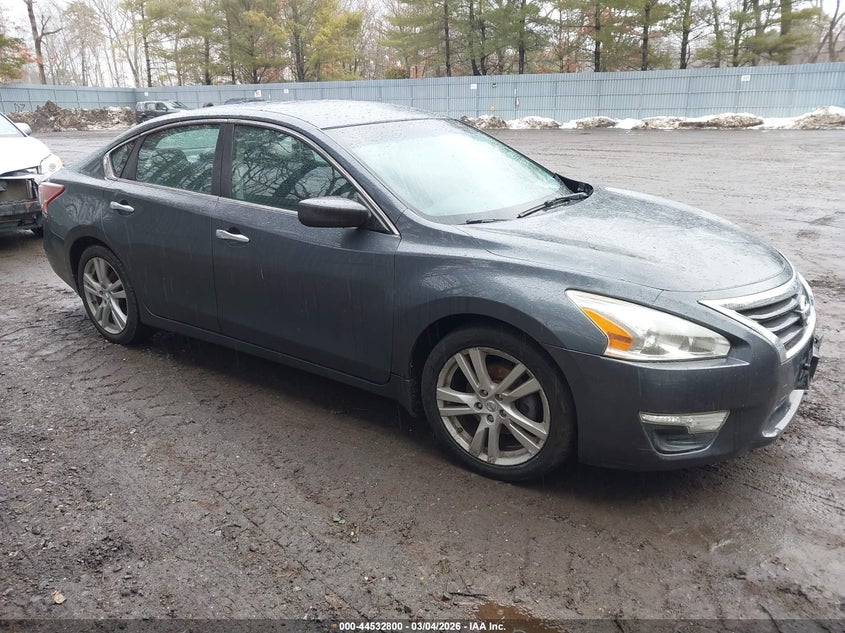 2013 Nissan Altima 3.5 S