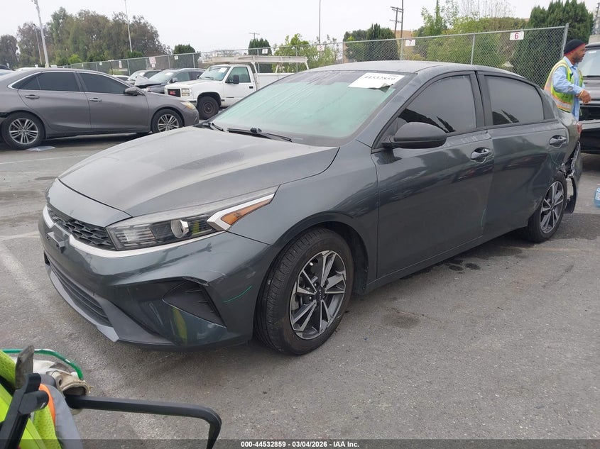 2022 Kia Forte Lxs