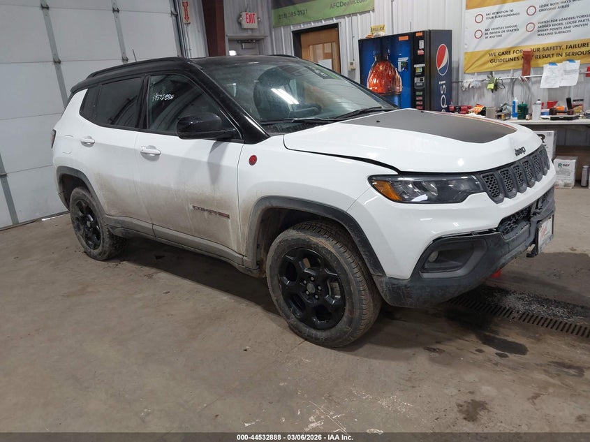 2023 Jeep Compass Trailhawk 4X4