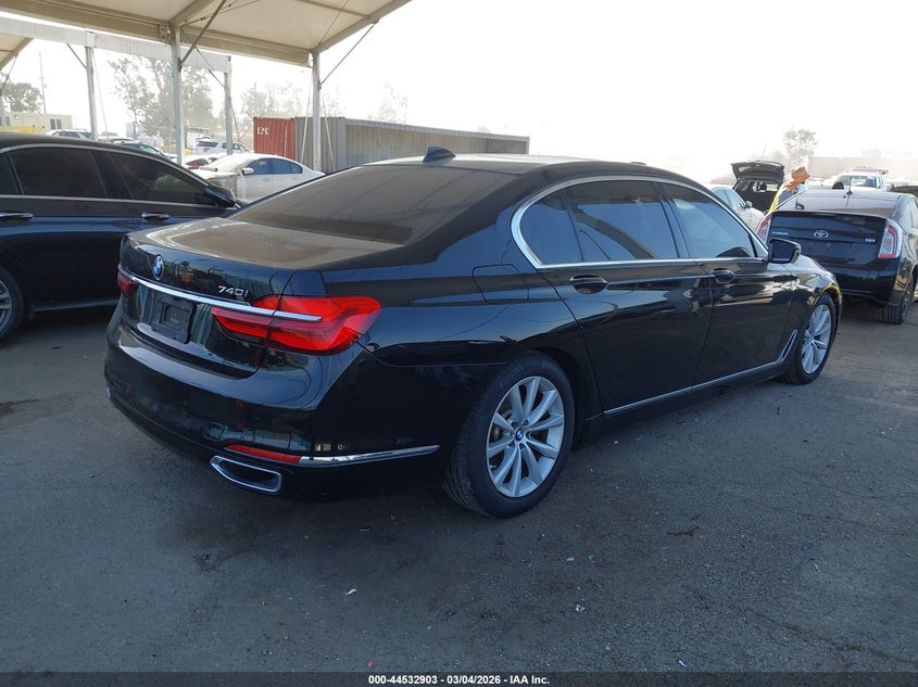 2019 BMW 740I