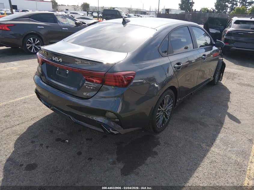 2024 Kia Forte Gt-Line