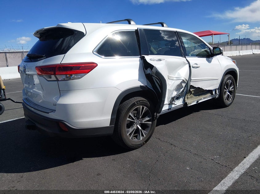 2018 Toyota Highlander Le Plus