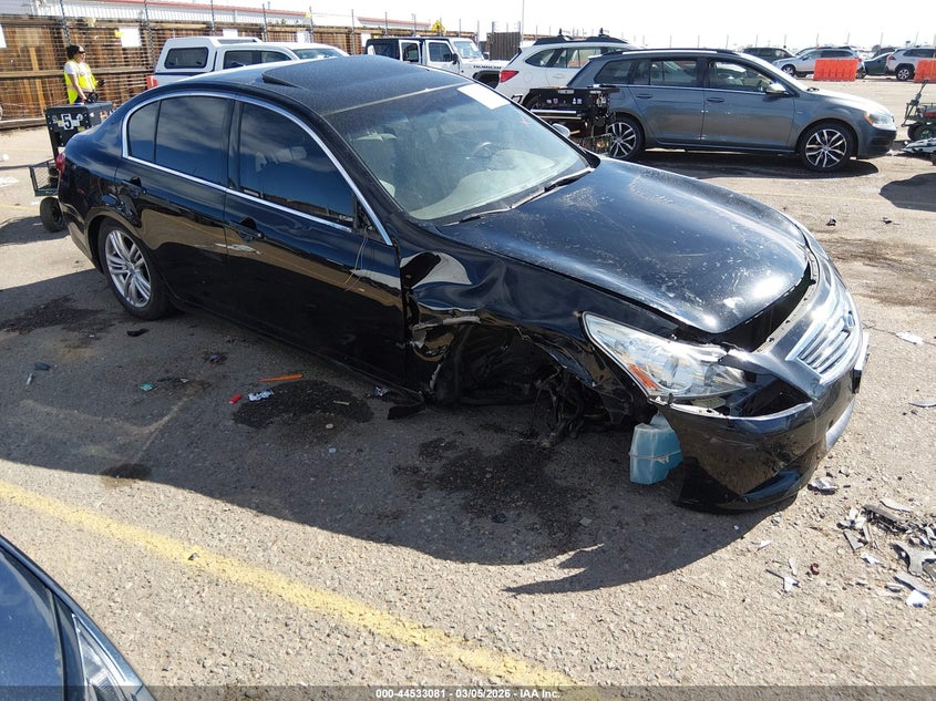 JN1CV6AR1FM650944 INFINITI Q40 Photo 1