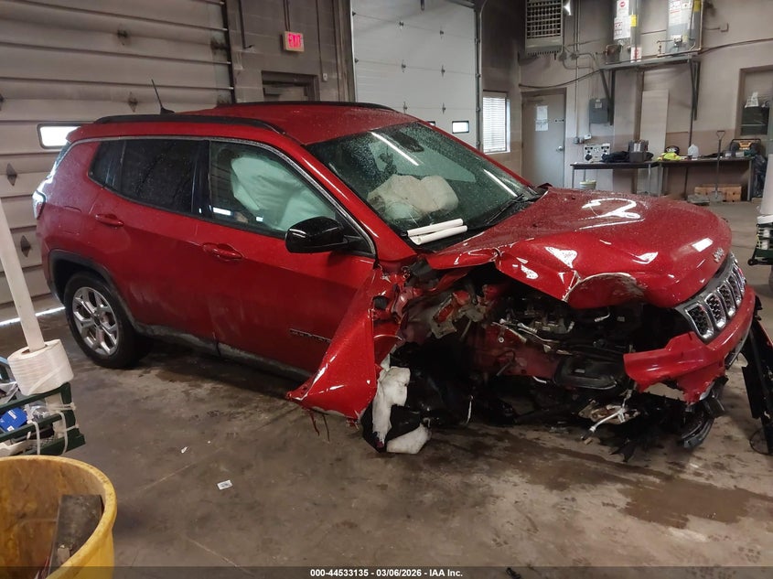 2025 Jeep Compass Latitude 4X4