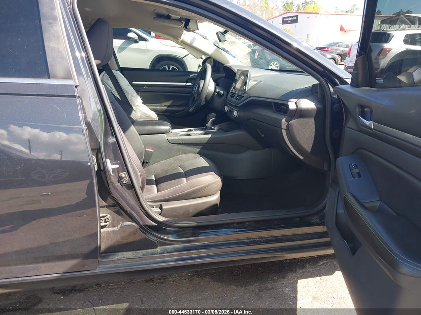 2022 Nissan Altima Sv Fwd