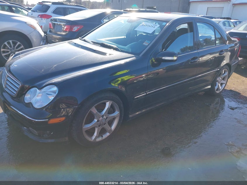 WDBRF52H67F921957 2007 Mercedes-Benz C 230 Sport photo 1