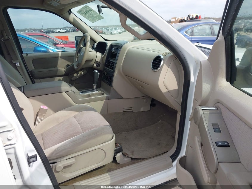 2007 Ford Explorer Xlt