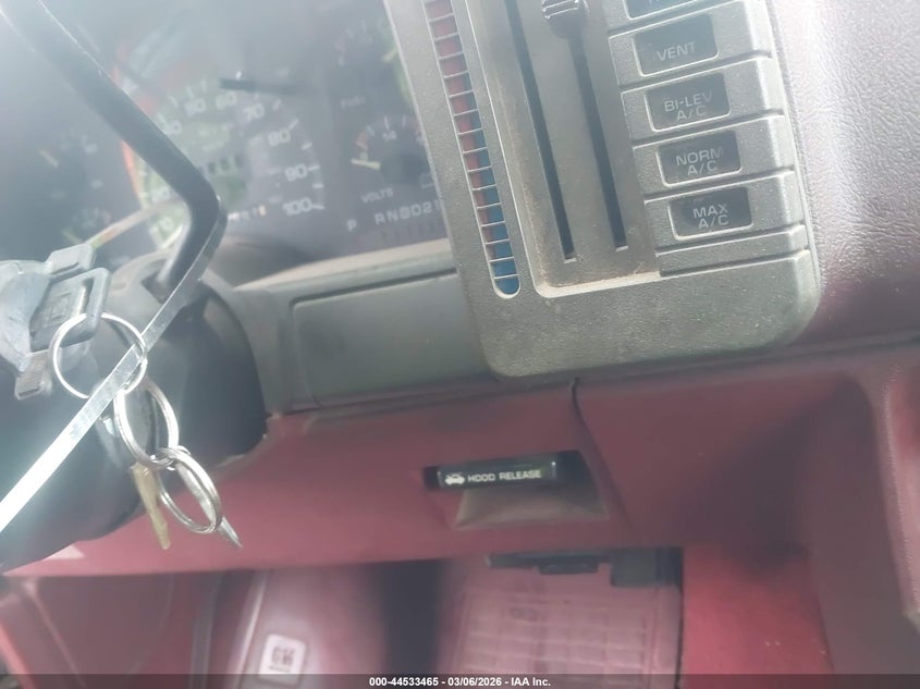 1994 Chevrolet Astro VIN: 1GNDM19Z4RB178709 Lot: 44533465