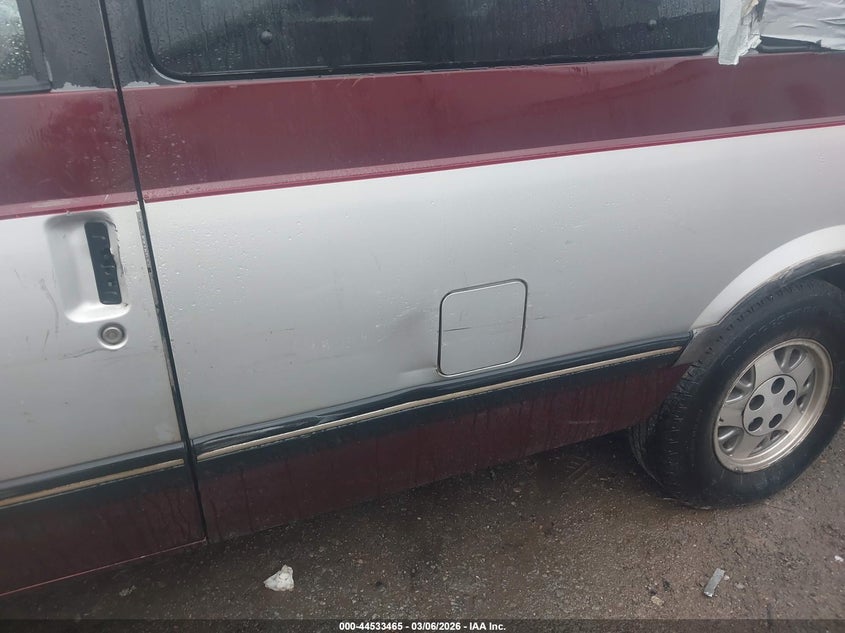 1994 Chevrolet Astro VIN: 1GNDM19Z4RB178709 Lot: 44533465