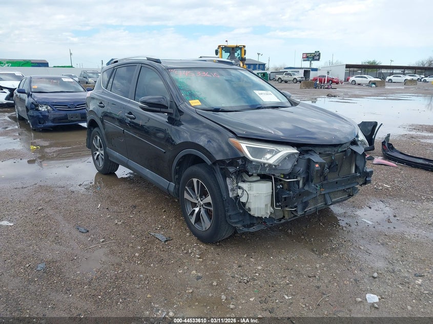 2016 TOYOTA RAV4 XLE