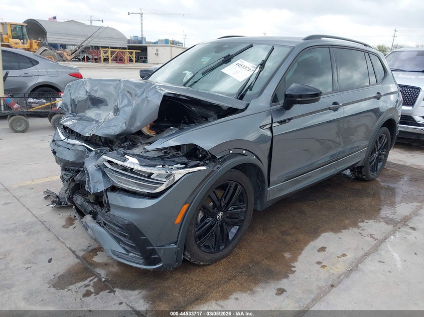 2022 Volkswagen Tiguan 2.0T Se R-Line Black