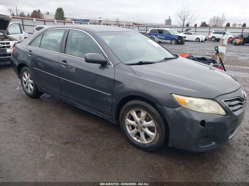 2011 Toyota Camry Le