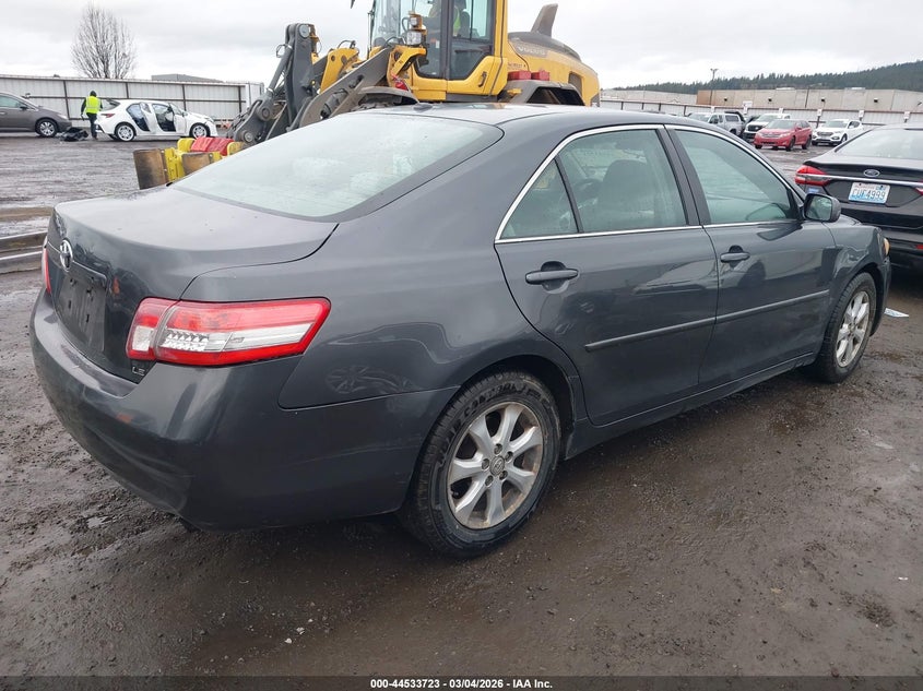 2011 Toyota Camry Le