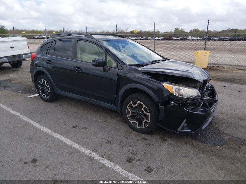 JF2GPANC4H8267210 SUBARU CROSSTREK Photo 1