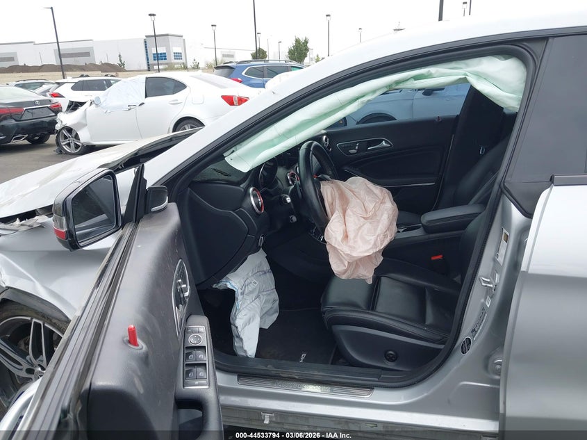 2018 Mercedes-Benz Cla 250