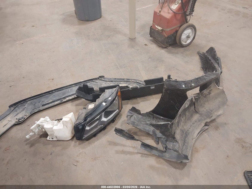 2018 Volkswagen Passat 2.0T R-Line/2.0T S VIN: 1VWAA7A37JC011349 Lot: 44533986