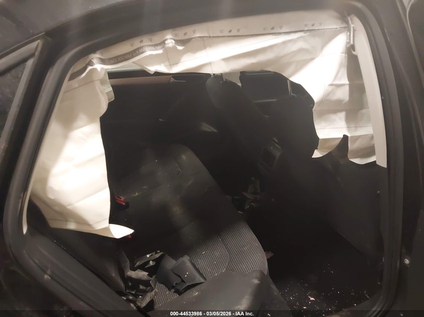 2018 Volkswagen Passat 2.0T R-Line/2.0T S VIN: 1VWAA7A37JC011349 Lot: 44533986