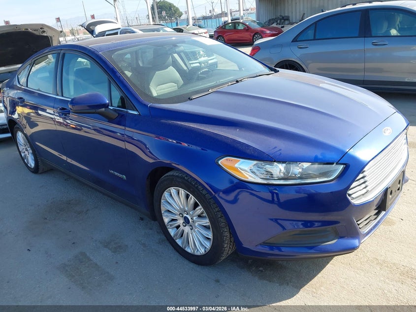 2016 Ford Fusion Hybrid S