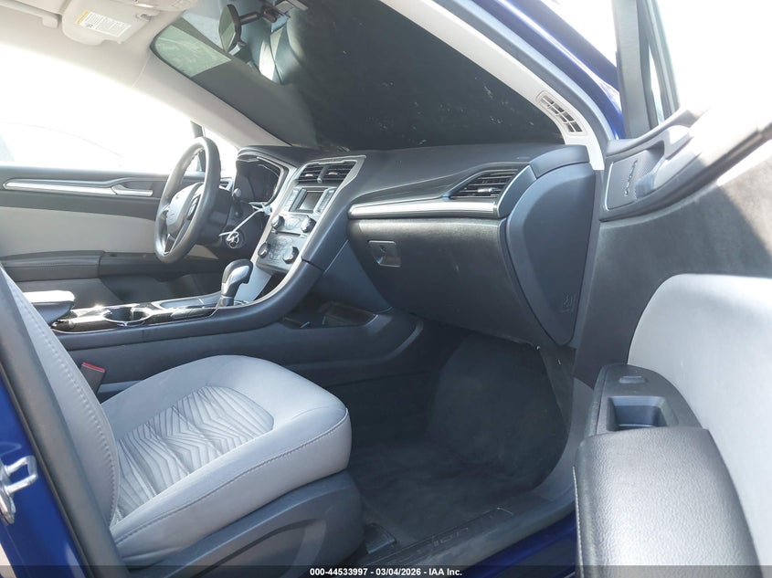 2016 Ford Fusion Hybrid S