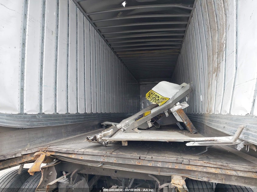 2024 UTILITY TRAILER MFG 53' SEMI TRAILER auction photo 8
