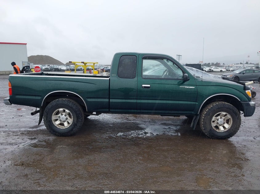 1999 Toyota Tacoma VIN: 4TAWN72N3XZ402948 Lot: 44534074