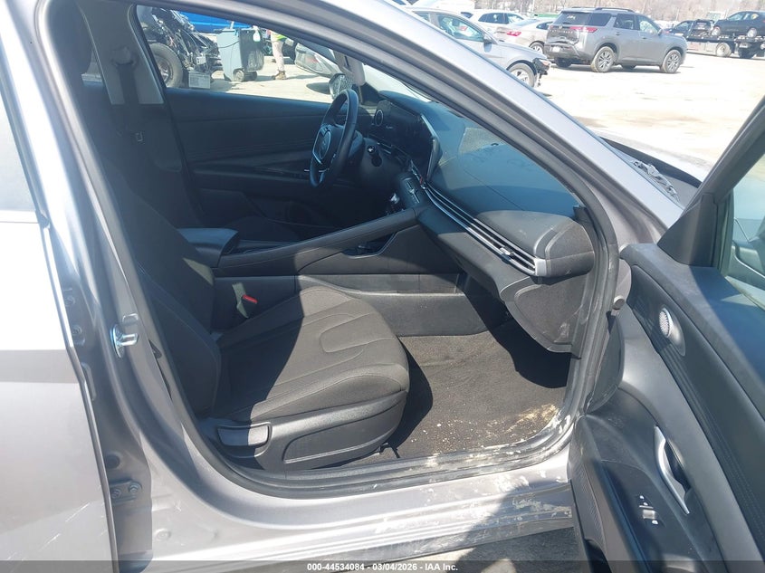 2025 Hyundai Elantra Sel Convenience