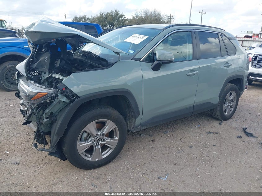 2023 Toyota Rav4 Xle