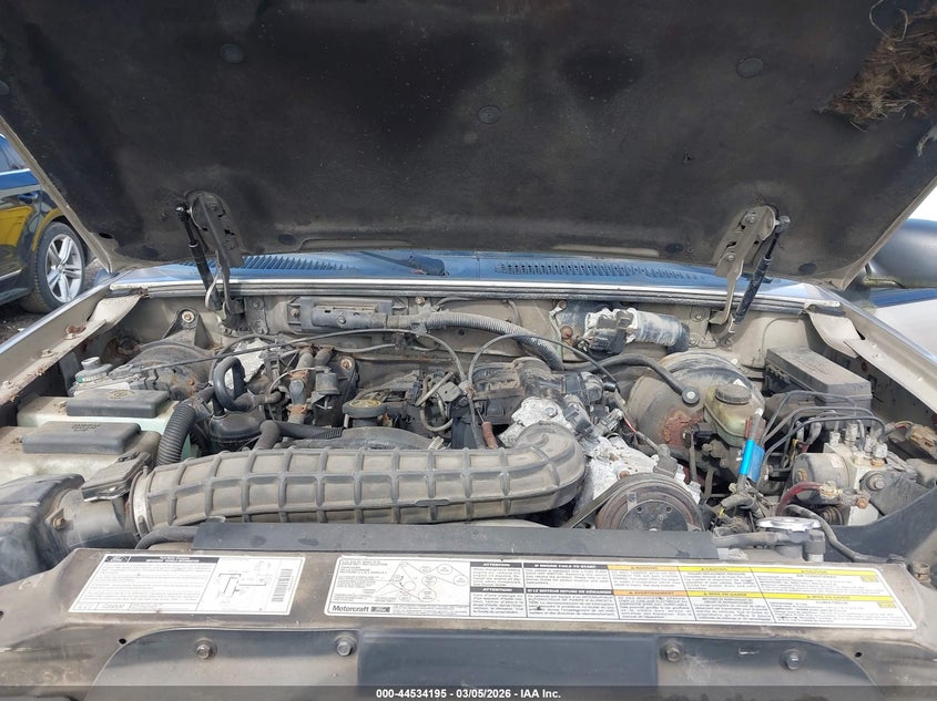 2000 Ford Explorer Xlt VIN: 1FMZU73X2YUB38829 Lot: 44534195