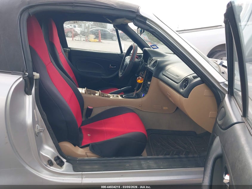 2002 Mazda Mx-5 Miata Cloth/Ls/Se