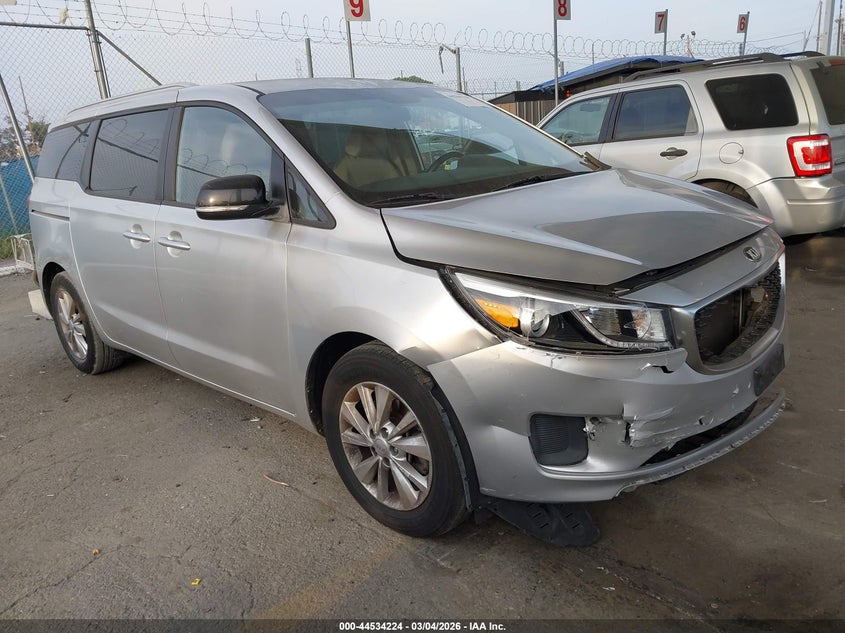 2015 Kia Sedona Lx