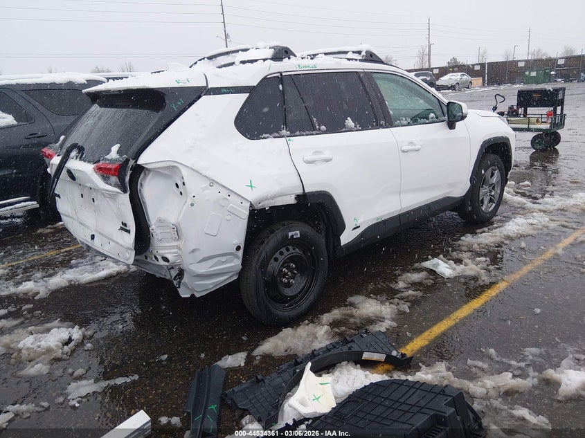 VIN 2T3MWRFV5RW190362 2024 TOYOTA RAV4 HYBRID LE